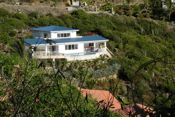 Alexandra a five bedroom villa located in Dawn Beach Estates. overlooking Dawn Beach
