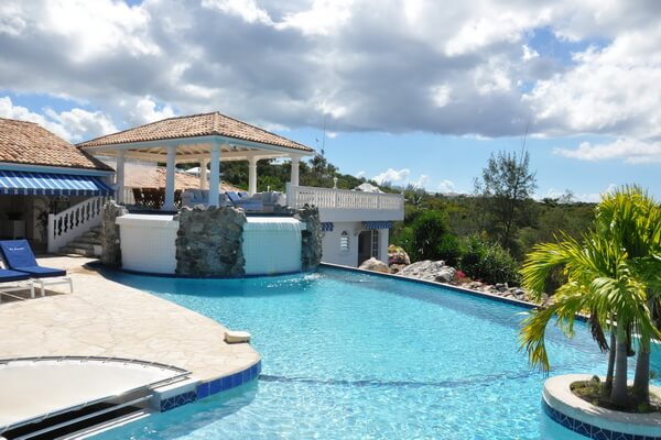 Villa Cascades located at Plum Bay, St Martin is a spacious 5 bedroom, 5 bathroom villa.