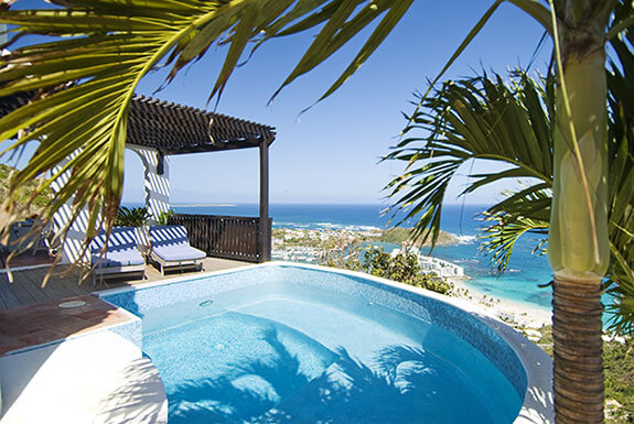 Villa Hope Cottage is hidden away at the top of the hill in Oyster Pond on the Dutch side of St. Maarten and with views of the Atlantic Ocean and the surrounding islands.